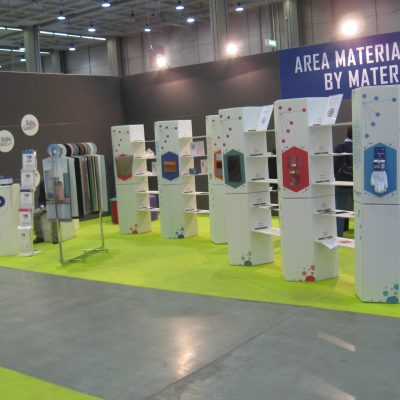 Stand